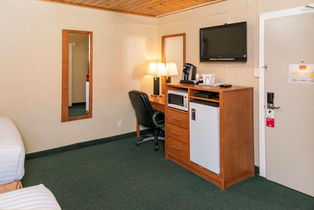 Econo Lodge Inn & Suites メディシンハット 部屋 写真