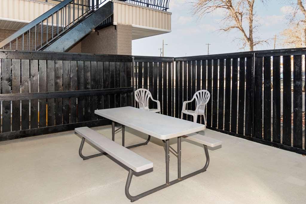 Econo Lodge Inn & Suites メディシンハット 設備 写真